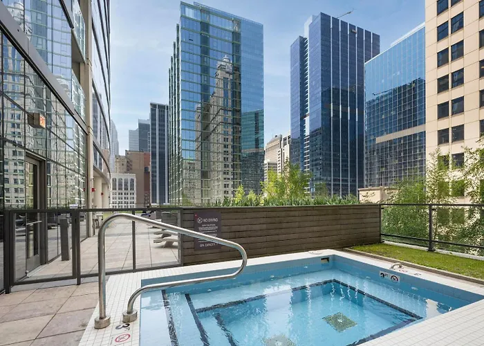 Loop W Gym Pool Lounge 1 Block From L Chi-701 Apartment Chicago